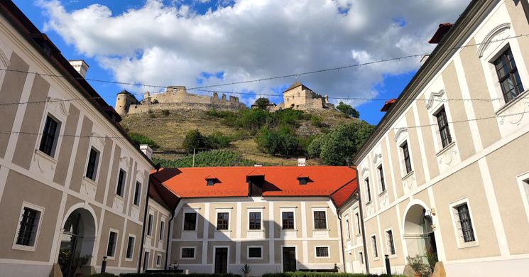 Sümegi Püspöki Palota