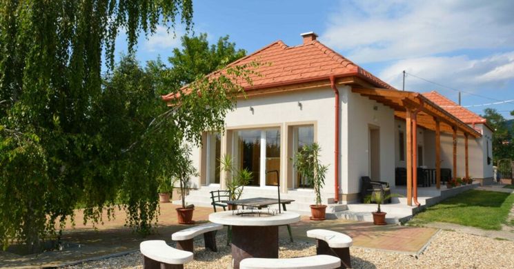 Szieszta Vendégház Fony