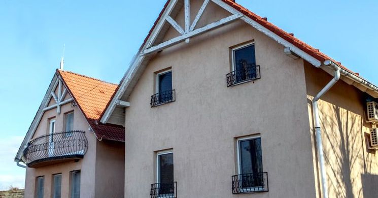 Bor Bazilika Vendégházak