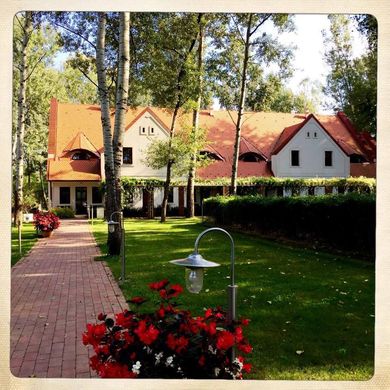 Varga Tanya Hotel*** Konferencia és Szabadidőközpont Kerekegyháza