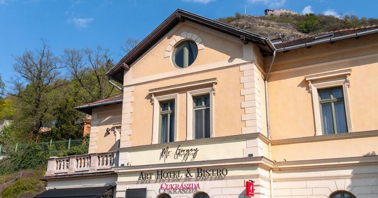 Mr. Görgey Art Hotel & Bistro Visegrád