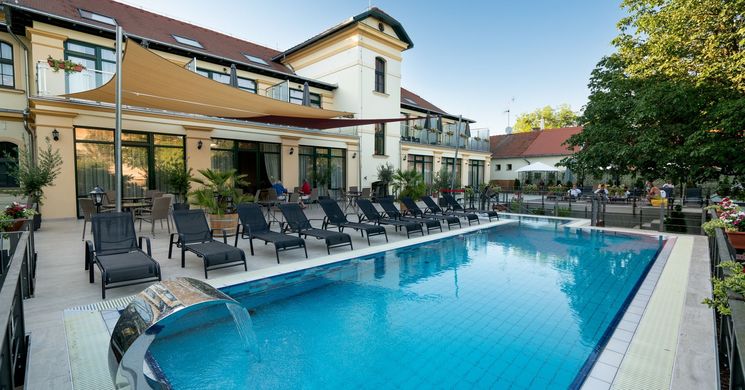 Elizabeth Hotel**** Gyula