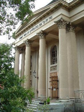 Ady Endre Városi Könyvtár és Művelődési Központ Baja