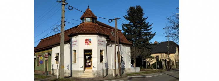 Mozaik Könyvesbolt és Kávézó Komárom