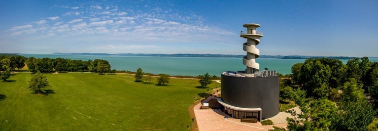 Balatonföldvári Hajózástörténeti Látogatóközpont Kiállítás és Kilátó