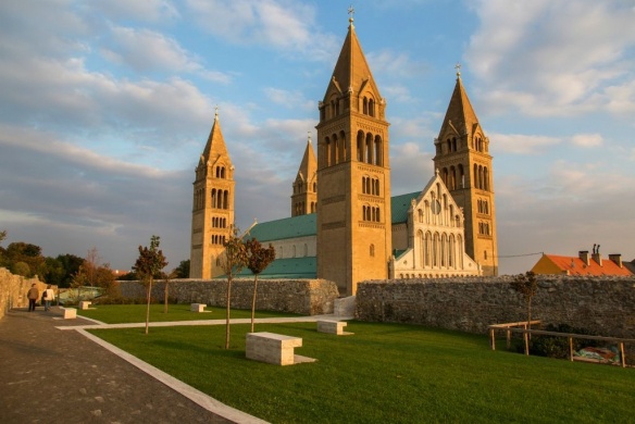 Egyházmegyei Gyűjtemények Pécs