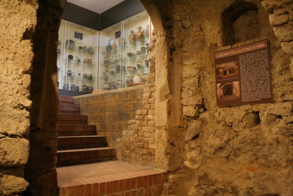 Tragor Ignác Múzeum - Középkori Pince