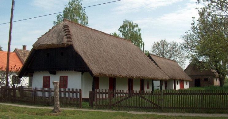 Talpasház Múzeum Nagydobsza