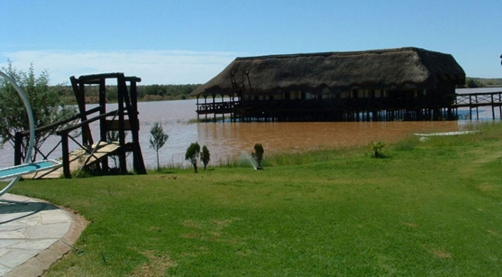 African Hunt - Vadászat, Fotószafari, Cápahorgászat