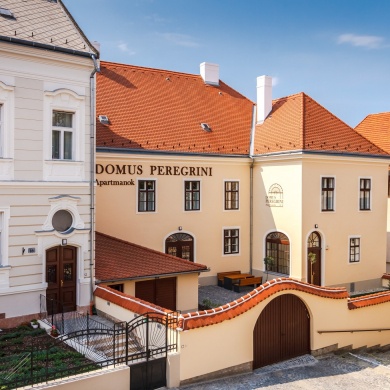 Domus Peregrini Apartmanok Győr