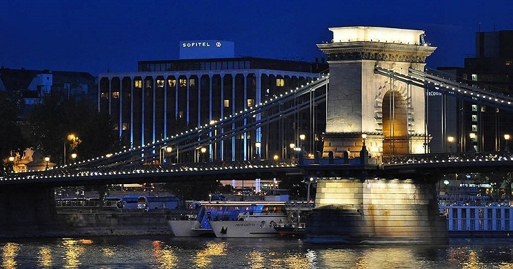 Hotel Sofitel Budapest Chain Bridge