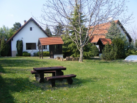 Tenkesvölgyi Vendégház Bisse