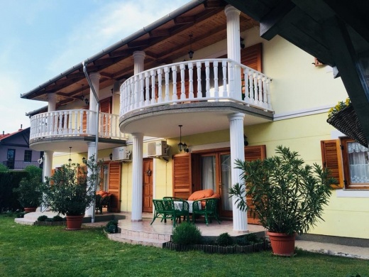 Botos Villa Balatonlelle