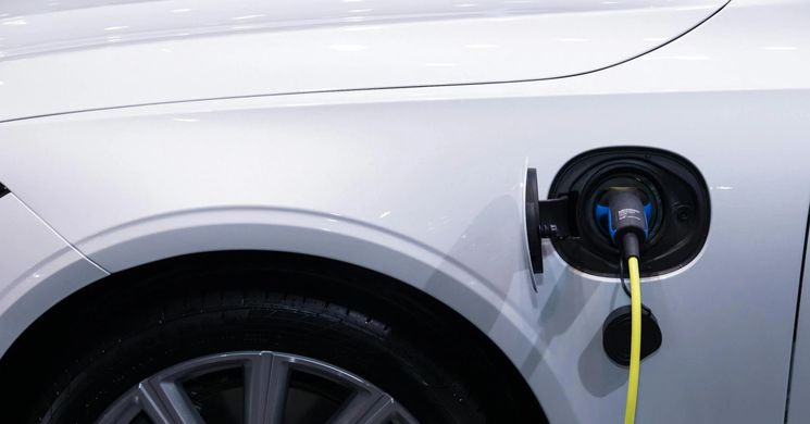 Jó, ha mindig van kéznél egy elektromosautó-kábel