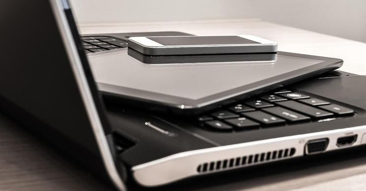 Felújított eszközök: második esély a technológiában