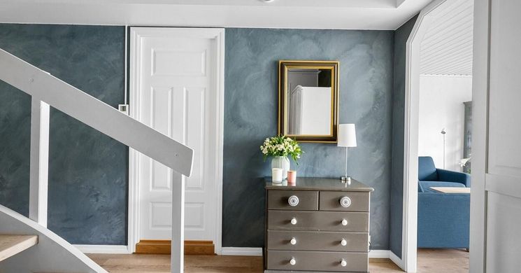 Népszerű választás: lépcső burkolása laminált padlóval