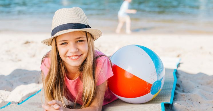 Biztonság a víz mellett - tudatos döntések szülőknek