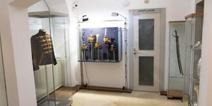 Herendi kiállítás 2025. „Huszárok öröksége” új időszaki kiállítás a Herendi Porcelánművészeti Múzeumban