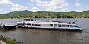 Hajóbérlés Szentendre 2026 - Kirándulóhajók és rendezvényhajók bérlése