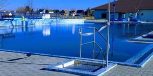 Tóalmási Szent András strand 