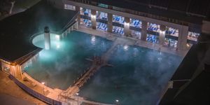 Harkányi éjszakai fürdőzés 2025