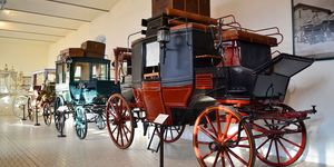 Hintókiállítás Keszthely 2025. Lóvontatású kocsik, hintók, lovas szánok a Hintómúzeum gyűjteményében