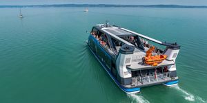 Balatonfüredi hajózás 2025. Menetrendi hajók és sétahajók