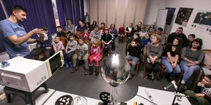 Családi programok Pécs 2026. Élményprogramok a Zsolnay Negyedben