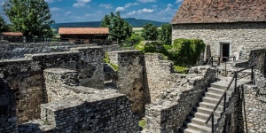Balatoni várak, vártúrák és lovagi tornák a Bakony és Balaton térségében