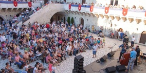 Borsodi Fonó Folkfesztivál a Diósgyőri Várban 2018. Online jegyvásárlás Borsodi Fonó Folkfesztivál a Diósgyőri Várban 2018. Online jegyvásárlás