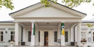 Rendezvény kastélyban, családi- és céges rendezvények főúri kényelemben és exkluzív környezetben Rendezvény kastélyban, családi- és céges rendezvények főúri kényelemben és exkluzív környezetben