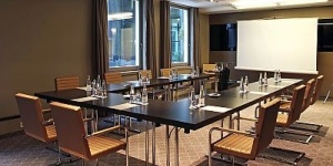 Tárgyalóterem bérlés Budapesten, a 7. kerületben a Continental Hotelben Tárgyalóterem bérlés Budapesten, a 7. kerületben a Continental Hotelben