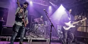 Gyulai Várkert koncert 2025. Szabadtéri koncertprogramok Gyulán csodálatos környezetben