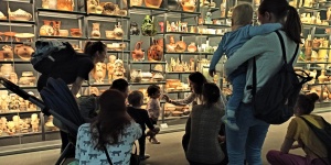 Várandósság, születés, szülővé válás élményfoglalkozások szülő-baba párosoknak a Néprajzi Múzeumban