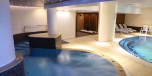 Pihenés a két ünnep között, élményteli wellness feltöltődés a hévízi Palace Hotelben Pihenés a két ünnep között, élményteli wellness feltöltődés a hévízi Palace Hotelben