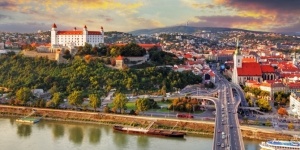 1 napos kirándulás Pozsonyba és Bécsbe szállással a soproni Szieszta Hotelben 1 napos kirándulás Pozsonyba és Bécsbe szállással a soproni Szieszta Hotelben