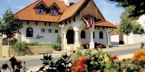 Augusztus 20-ai hétvégi pihenés wellness szállodánkban, a bakonyi Hotel Hasikban Augusztus 20-ai hétvégi pihenés wellness szállodánkban, a bakonyi Hotel Hasikban