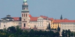 Pannonhalmi Apátság látogatás kedvezményes wellness szállással Mosonmagyaróváron Pannonhalmi Apátság látogatás kedvezményes wellness szállással Mosonmagyaróváron