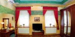 Bakonyi apartmanok, szállás tematikus szobákban és apartmanokban Pápán, a Villa Classica Hotelben Bakonyi apartmanok, szállás tematikus szobákban és apartmanokban Pápán, a Villa Classica Hotelben