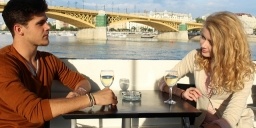 Borkóstoló délután városnéző hajókirándulással Budapesten, minden nap 14 órakor - JEGYVÁSÁRLÁS Borkóstoló délután városnéző hajókirándulással Budapesten, minden nap 14 órakor - JEGYVÁSÁRLÁS