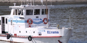 Hajós városnézés Budapesten. Hop On Hop Off hajós városnézés Budapesten Hajós városnézés Budapesten. Hop On Hop Off hajós városnézés Budapesten