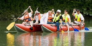 Vízi csapatépítés, csapatépítő vízitúra a vadregényes Tisza-tavon a Szabics Kikötő szervezésében Vízi csapatépítés, csapatépítő vízitúra a vadregényes Tisza-tavon a Szabics Kikötő szervezésében