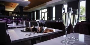 Romantikus hétvége fakutlatív 1 órás privát wellness használattal a győri Eto Park Hotelben Romantikus hétvége fakutlatív 1 órás privát wellness használattal a győri Eto Park Hotelben