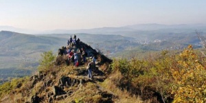 Boszorkány-kő geológiai tanösvény a Karancs-Medves Tájvédelmi Körzetben Boszorkány-kő geológiai tanösvény a Karancs-Medves Tájvédelmi Körzetben