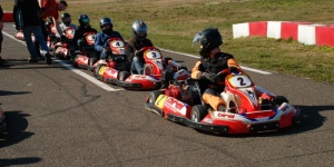 Csapatépítő gokart a kecskeméti Birizdokart Komplexumban online szállásfoglalási lehetőséggel Csapatépítő gokart a kecskeméti Birizdokart Komplexumban online szállásfoglalási lehetőséggel