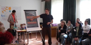 Céges rendezvény Tatán, szállással és programokkal az Öreg-tó Club Hotelben Céges rendezvény Tatán, szállással és programokkal az Öreg-tó Club Hotelben