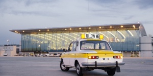 Veterán autó bérlés Budapesten, oldtimer autók az Aeroparkban