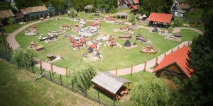 Dinnyési kirándulás, látogatás a dinnyési Várparkban és Skanzenben
