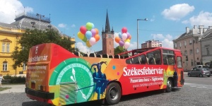 Székesfehérvári nyári programok, kalandos kulturális kirándulások cabrio busszal a Velencei-tóhoz Székesfehérvári nyári programok, kalandos kulturális kirándulások cabrio busszal a Velencei-tóhoz