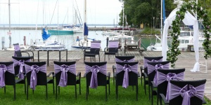 Balatoni esküvő helyszín Siófokon, gyönyörű kilátással a tóparti Yacht Hotel wellness szállodában